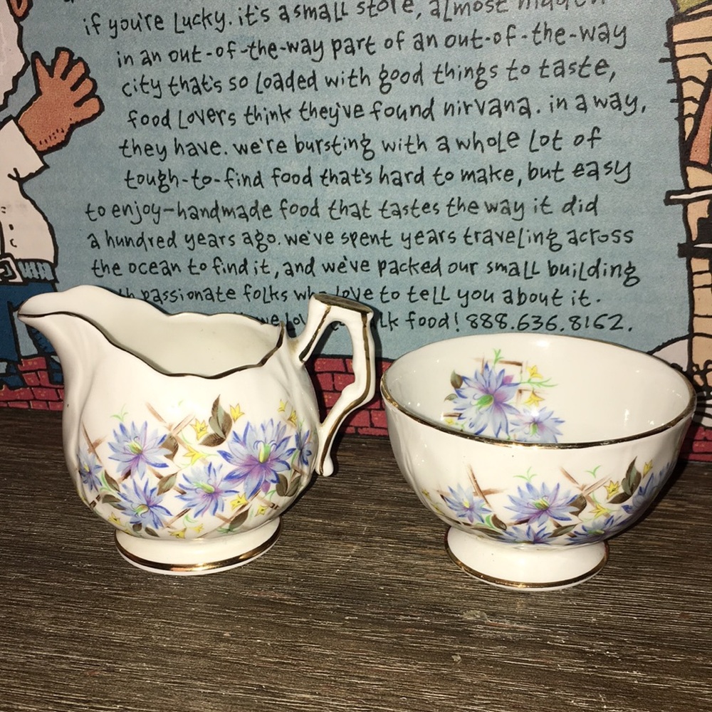 Aynsley vintage bone China cream and sugar bowl